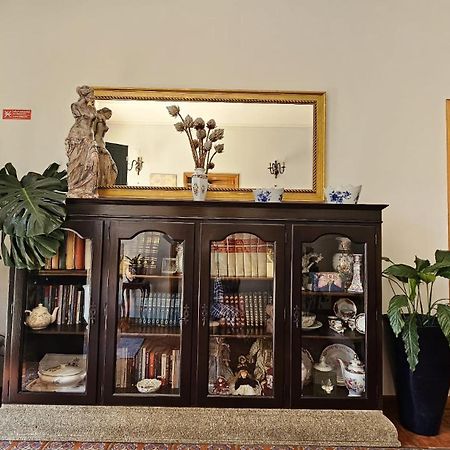 Casa Alem Rio - Quartos Para 6 Hospedes Em Санту-Тірсу Екстер'єр фото