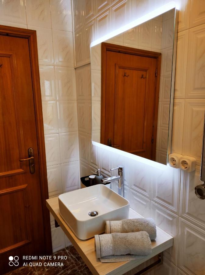 Casa Alem Rio - Quartos Para 6 Hospedes Em Санту-Тірсу Екстер'єр фото